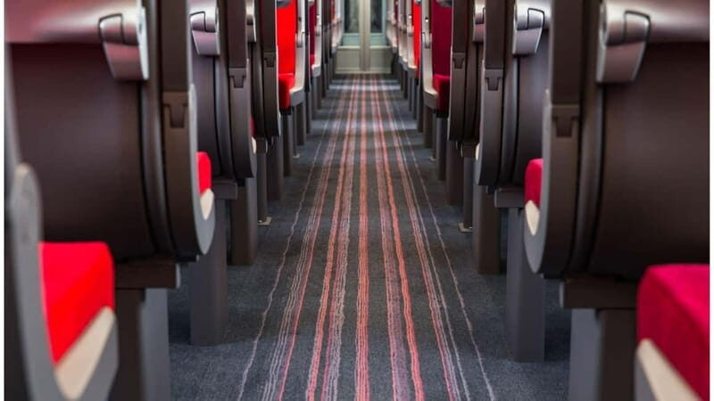 London from Edinburgh by Rail with Sightseeing & London Eye. - Exploring London with a Hop-On Hop-Off Bus
