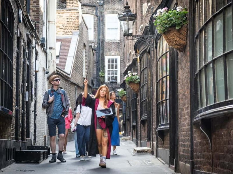 London: Harry Potter Deluxe Tour with London Eye & Dungeons - Breaking Down the Itinerary