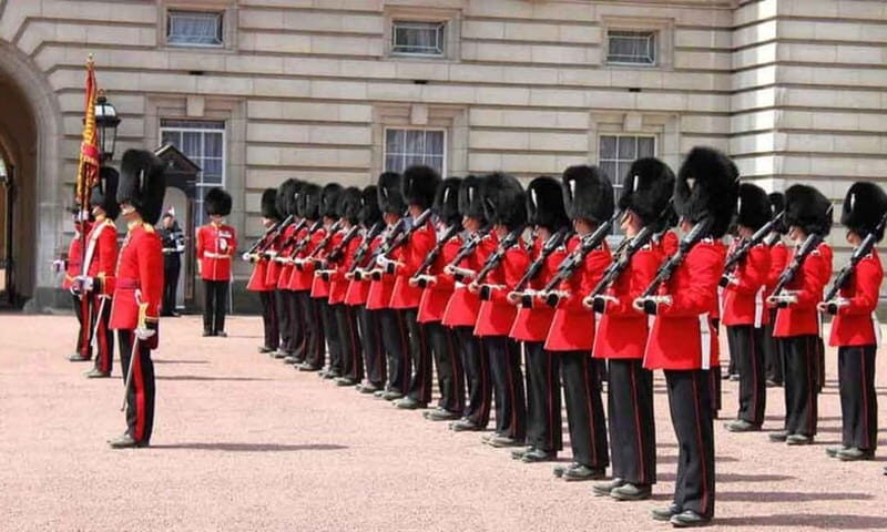 London: Westminster & Changing of the Guard  Private Tour - Transportation and Logistics: Why They Matter
