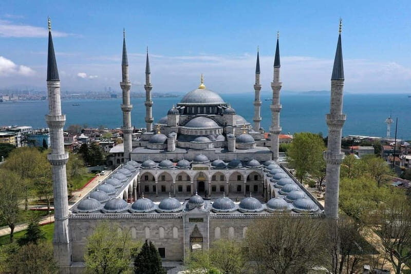 Luxury Istanbul Tours: Museum Entrances & Luxury Vehicle - A Closer Look at the Itinerary