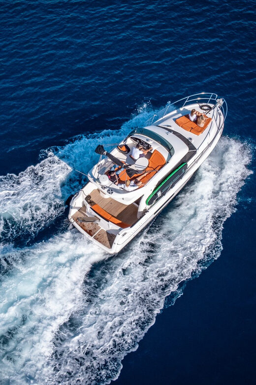 Luxury yacht: Sunset Blue Cave & Elaphite Island Tour - What Makes This Tour Stand Out?