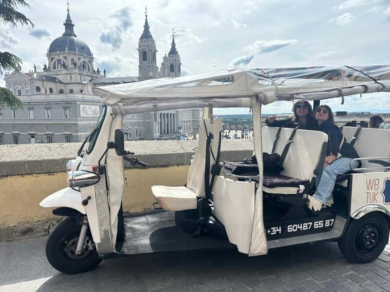 Madrid: 1 hour Highlight City Tour By Eco Tuk Tour - The Experience of the Electric Tuk Tuk
