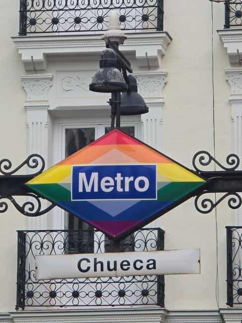Madrid: Drag Queen Guided City Tour - The Landmark Stops: More Than Just Photos