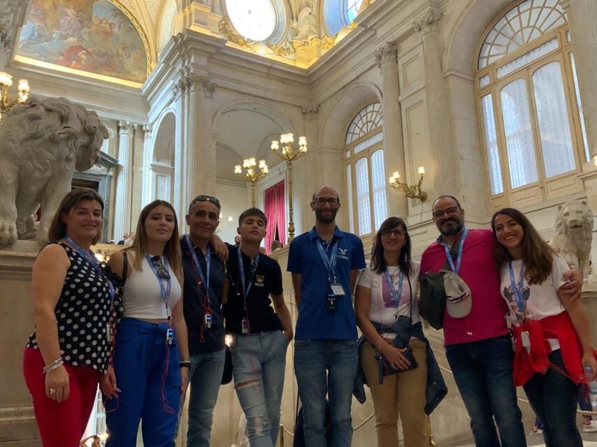 Madrid: Guided Tour of the Royal Palace with Fast Access - Why This Tour Works Well for Travelers