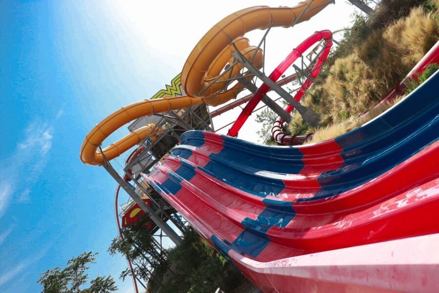 Madrid: Parque Warner Beach Entry Ticket - How to Get There and What to Expect