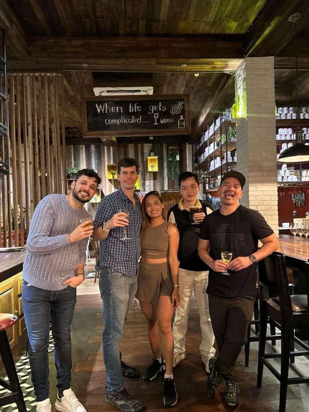 Makati: Cocktail Bars, Rooftop and Speakeasy Bars - Our Take on the Value and Experience