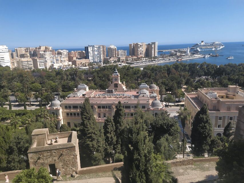 Malaga: Citadel and Roman theater Guided tour with tickets - What to Expect During the Tour