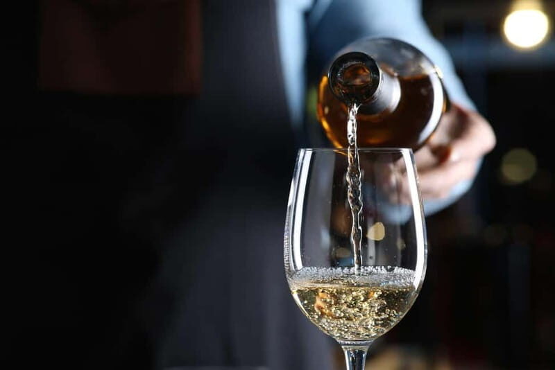 Malia: Cellar Wine Tasting with a Sommelier - An In-Depth Look at the Malia Wine Tasting Experience