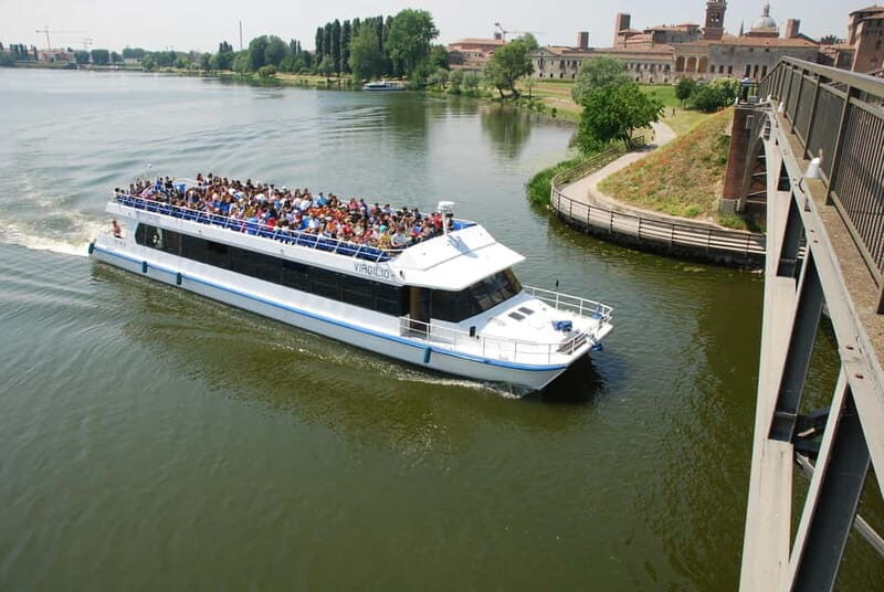 Mantua Lakes and Vallazza Oasis: a timeless boat trip - What The Tour Offers