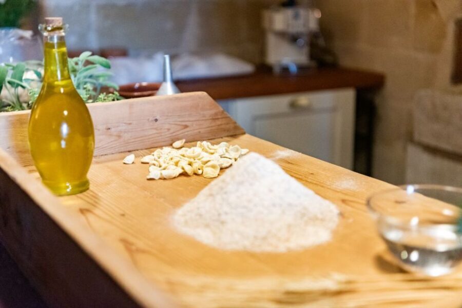 Matera: Pasta Cooking Class Old Farmer Style in Sassi Cellar - The Experience in Detail