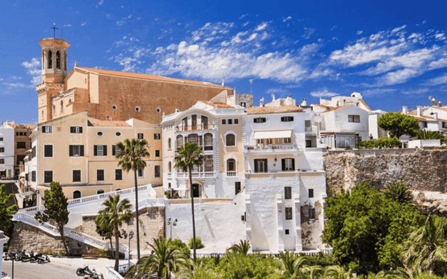 Menorca: Mahon Guided Walking Tour with History & Tastings - What Makes This Tour Stand Out