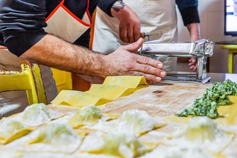 Messina: Share Your Pasta Love in Local's Home - Who Should Consider This Experience?