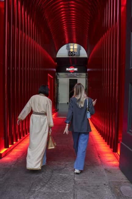 Milan: Tour of Milan's streets with a personal shopper - Discovering Milan’s Best Streets and Hidden Gems