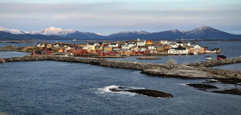 Molde: Boat Trip With Historical Storytelling from Molde - Authentic Stories from Real Travelers