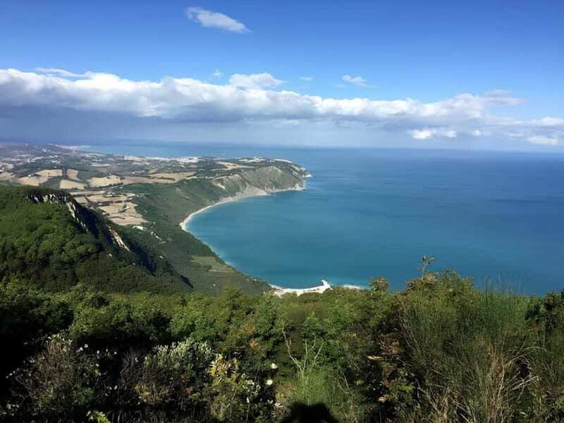 Monte Conero: hiking discovery tour - The Natural Beauty of Monte Conero