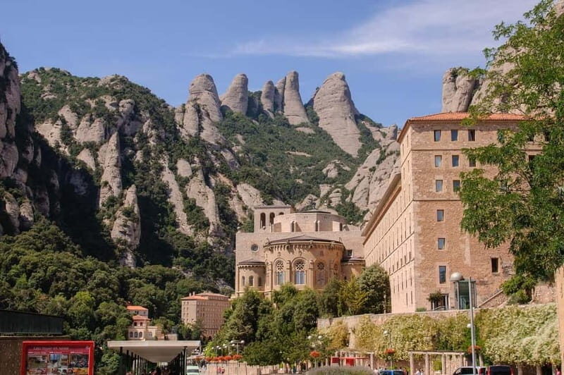 Montserrat Small-Group Tour from Barcelona with Abbey Visit - Detailed Breakdown of the Itinerary