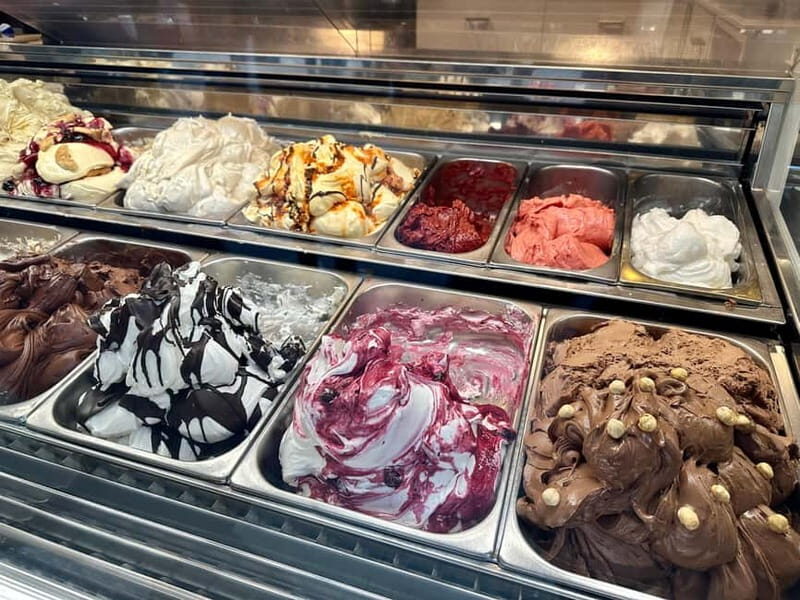 Naples: Street Food and Guided Sightseeing Walking Tour - Exploring Naples Through Its Food and Streets