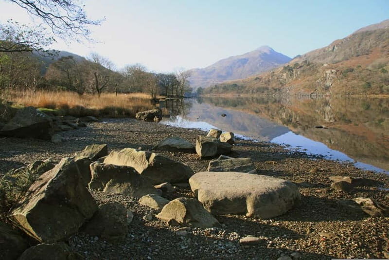 North Wales' Coast: Online Trip Travelguide Anglesey/Wrexham - Who Should Consider This Guide?