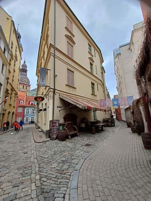 Old Riga in Italian: History&Legends - Practical Details and Value
