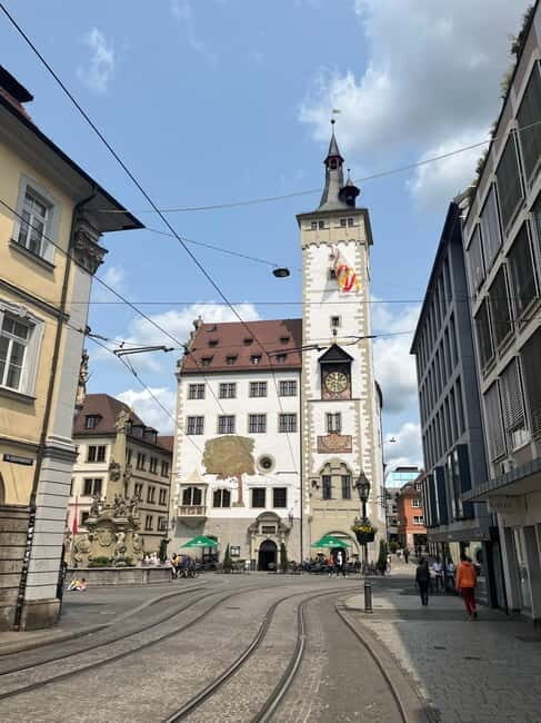 Old town tour of Würzburg with wine tasting on the Old Main Bridge - Who Will Love This Tour?