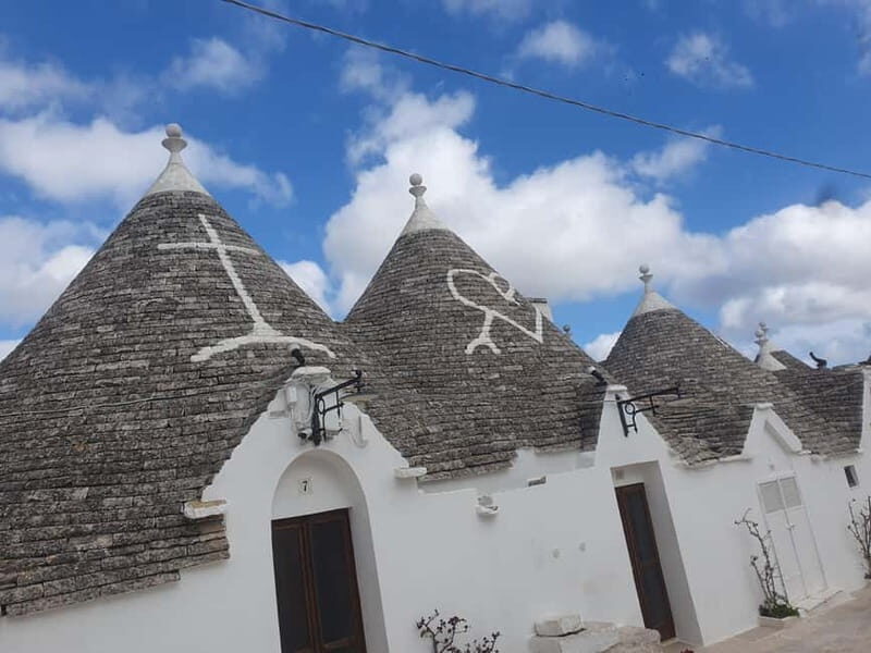 Ostuni: Alberobello, Locorotondo, Ostuni & Apulian brunch - Transportation & Group Size