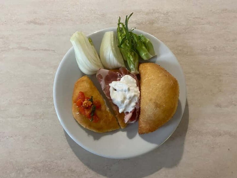 Ostuni: cooking class for fried panzerotti and puccitedde - What Does the Experience Include?
