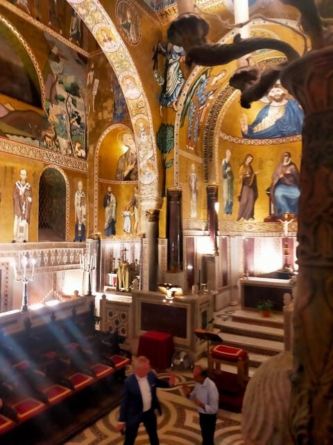 Palermo: Street Food and Wine Tour With an Architect - Exploring the Markets: Capo and Ballarò