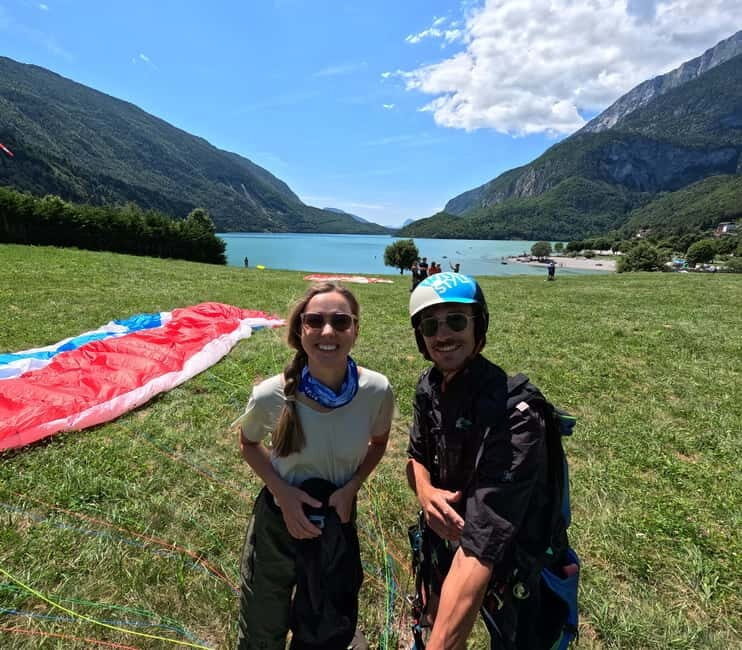 Paragliding on Lake Molveno - How the Experience Unfolds