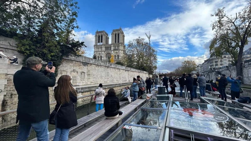 Paris: 1-Hour Seine Cruise departing from the Eiffel Tower - Real Traveler Perspectives