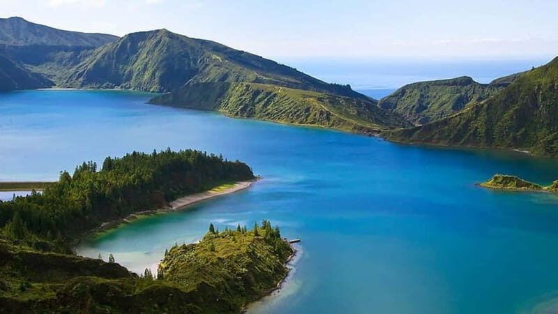 Passeio de dia Lagoa do Fogo 50 4 horas de paseio - What Makes This Tour Stand Out?