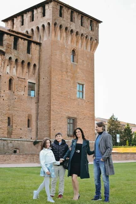 Photography Session in Mantua / Mantova Servizio fotografico - What You Receive and How It Adds Value