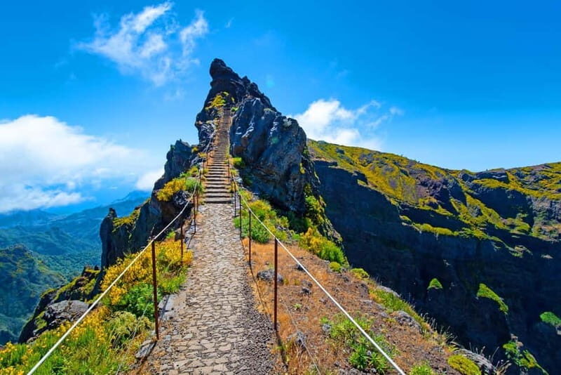 Pico Areeiro to Pico Ruivo Madeira Island Walk - The Itinerary in Detail