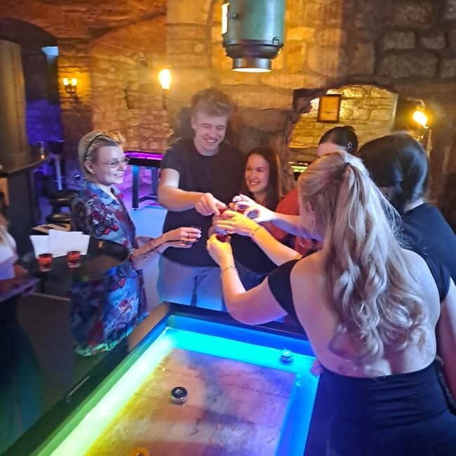 Ping pong or shuffleboard for up to 6 players - What Makes This Experience Stand Out?