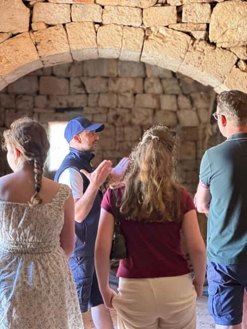 Polignano a Mare: coast & countryside Vintage tour by Fiat 500 SPIAGGINA - Exploring Conversano: Art, History, and Traditions  