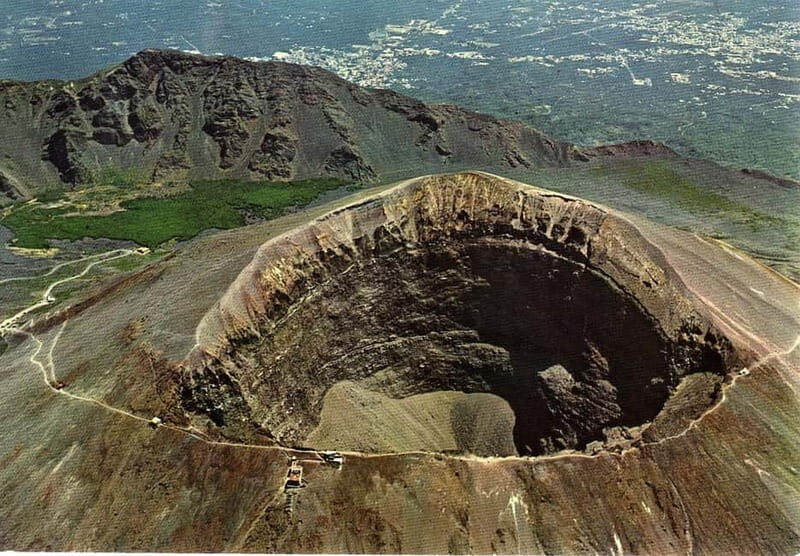 Pompei and Vesuvio- Private Tour in Fiat 500/600 Vintage - Who Is This Tour Best For?