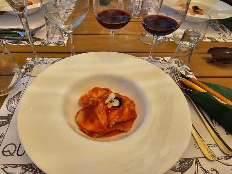 Pompeii Tour & Lunch with Wine Tasting Experience - Authentic Experiences Highlighted by Travelers