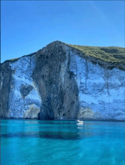 Ponza/Palmarola boat tour with lunch on board - Why This Tour Works Well