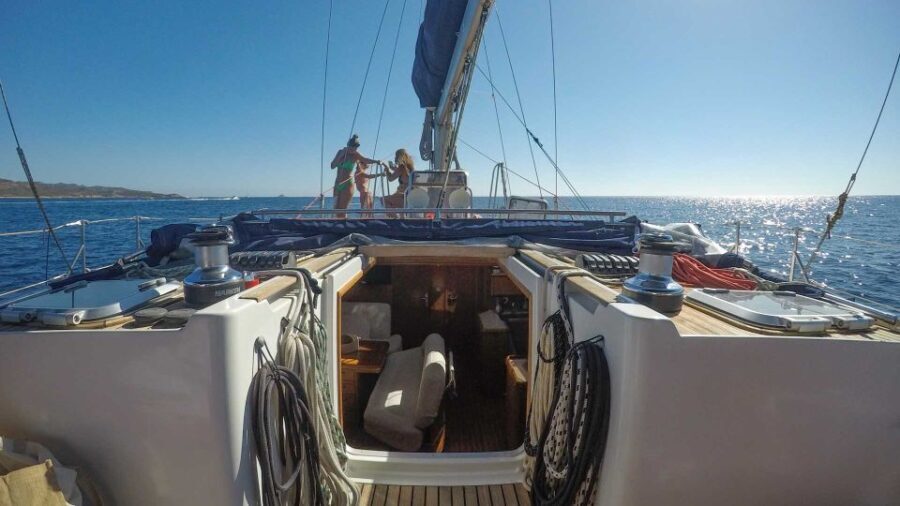 Porto San Paolo: Tavolara Island Sailboat Cruise with Lunch - What to Expect on the Cruise