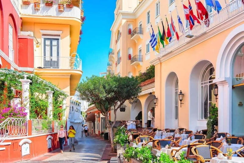 Positano: Capri Boat Tour with Swimming, Drinks, and Snacks - What Makes This Tour Stand Out?  