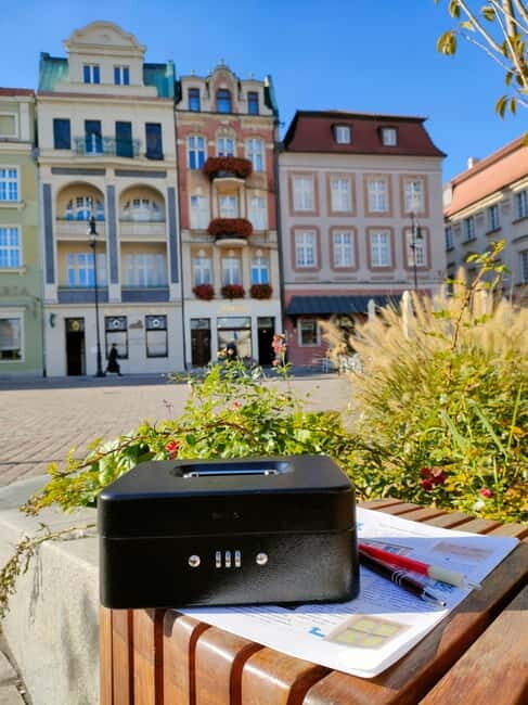 Pozna: Discover & Play  A Guided Tour with a City Game - Why This Tour Stands Out