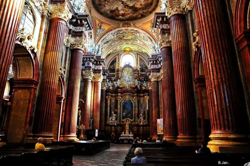 Poznan Old Town and Top Attractions Private Walking Tour - Pricing and Value
