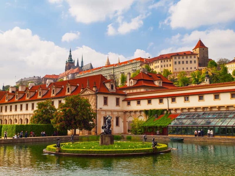 Prague Castle: 1-Hour Introduction Tour with Entry Ticket - Why This Tour Stands Out