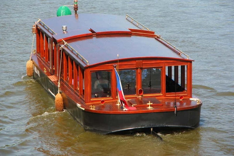 Prague: Old Town, Prague Castle & River Cruise Day Tour - The Charles Bridge Guided Walk: A Medieval Landmark