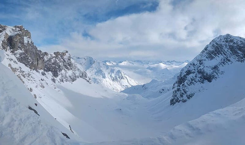 Private Andorra or Pyrinees Ski / Snowboard Tour Day trip - What the Reviews Tell Us
