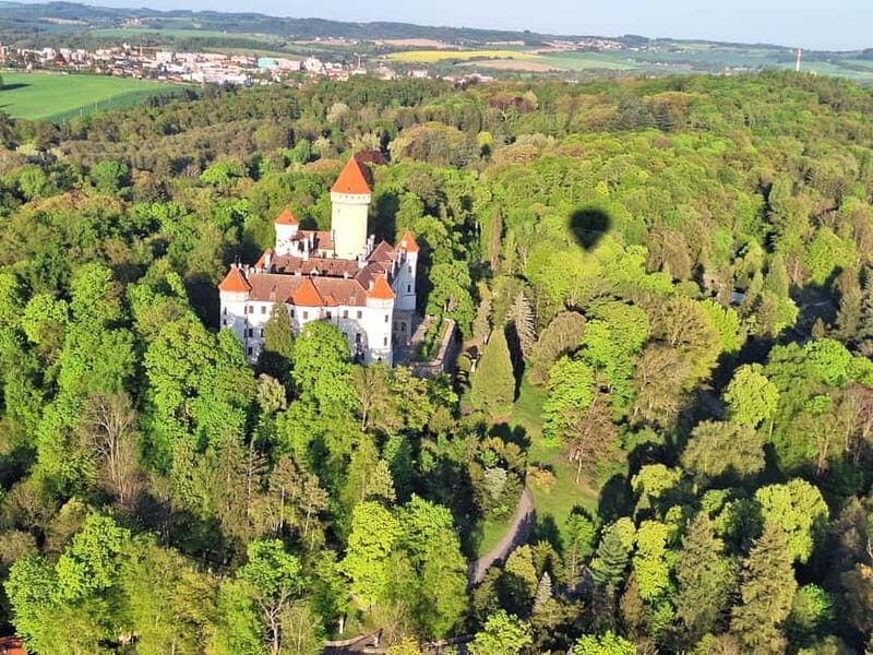 Private Balloon Ride Prague - Castles in Central Bohemia - What to Expect During Your Balloon Ride
