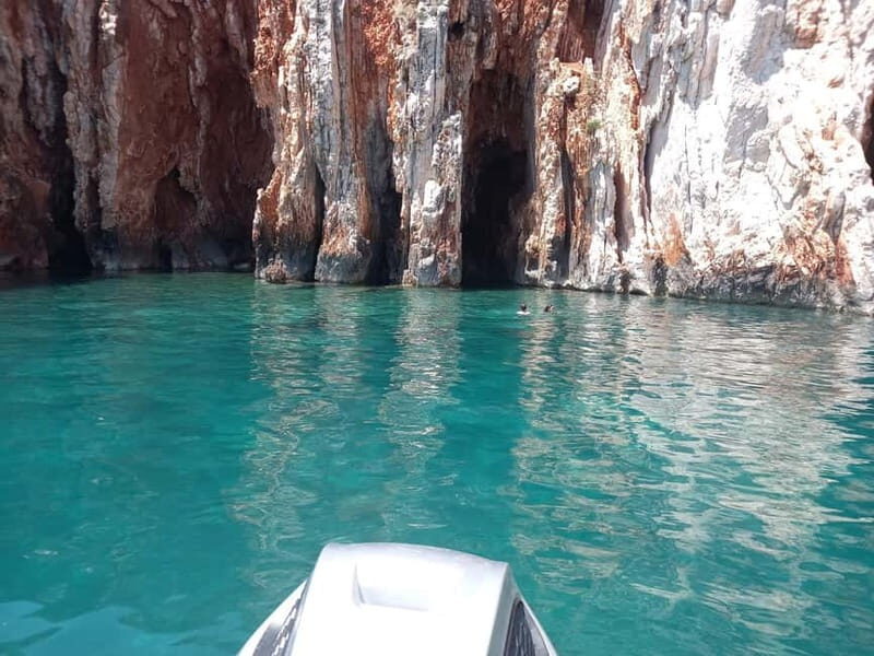 Private Boat Tour From Hvar: Pakleni Islands and Red Rock - The Itinerary in Detail