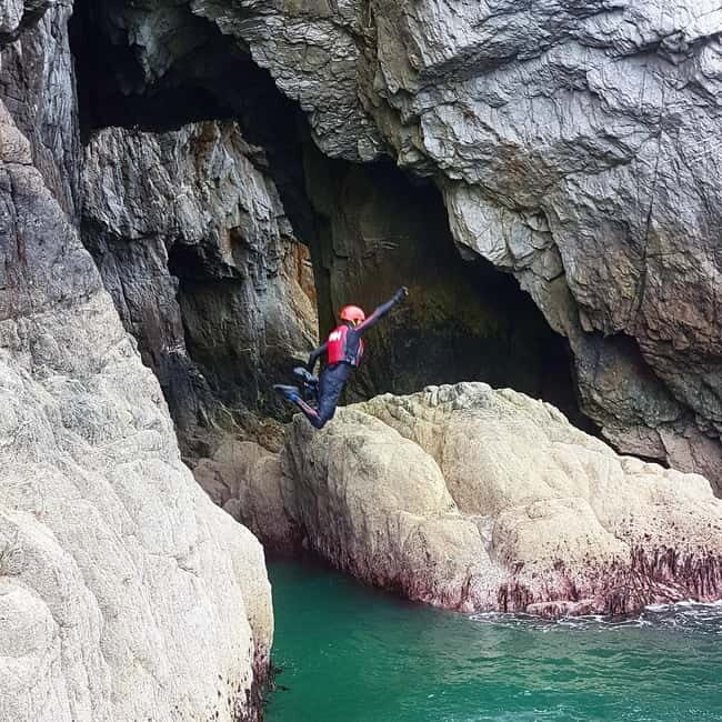 Private Coasteering on Anglesey, N Wales (jump, swim, climb) - Who Will Love This Tour?