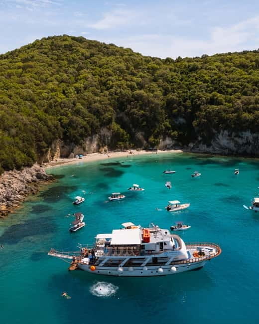 Private day cruise to the Blue lagoon with lunch and drinks! - The Amenities and Practical Details