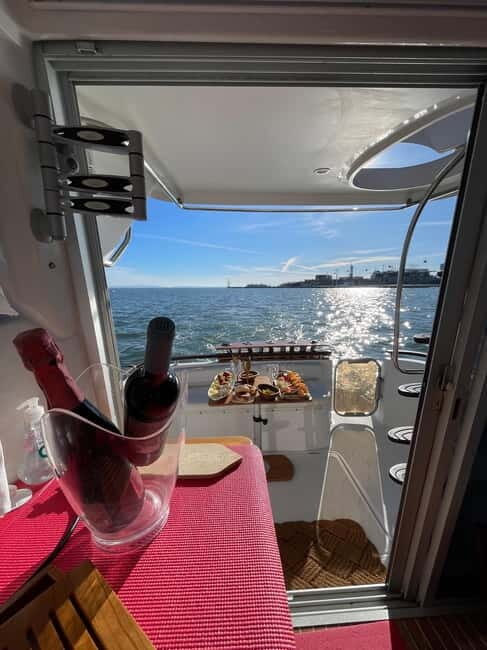 Private yacht tour with wines on board - What Makes This Tour Stand Out?
