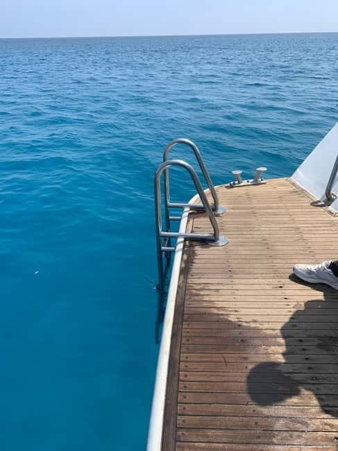Protaras: 80s and 90s Sunset Cruise with Cypriot Dinner & DJ - What to Expect in Practice